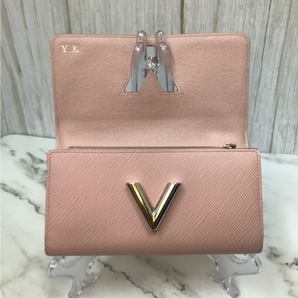 GUC - Louis Vuitton Pink Twist Wallet - Picture 2 of 10
